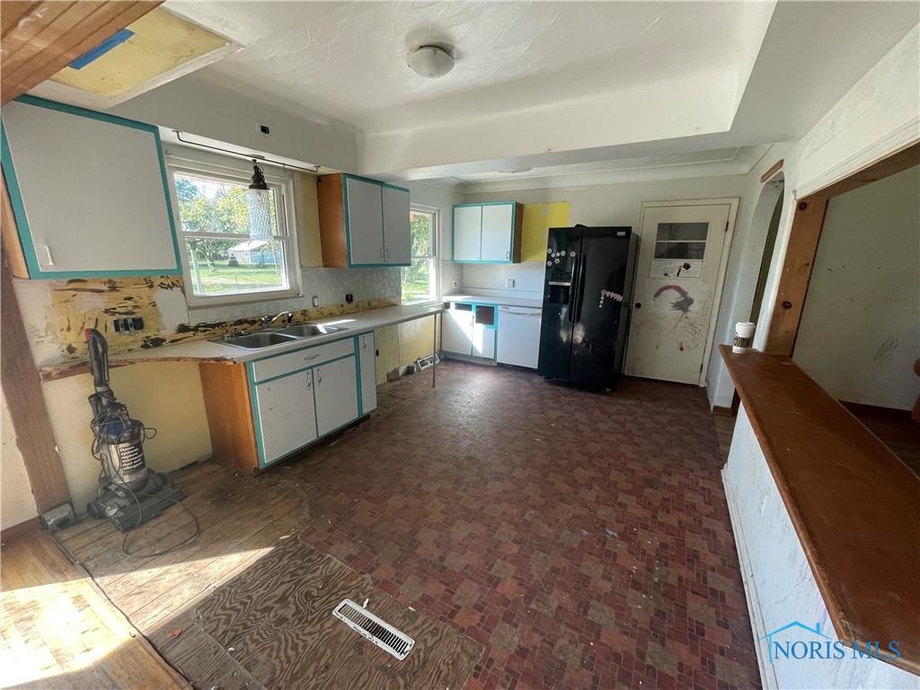 Image for MINIMUM BID AUCTION! $149,000 9825 Monclova Road