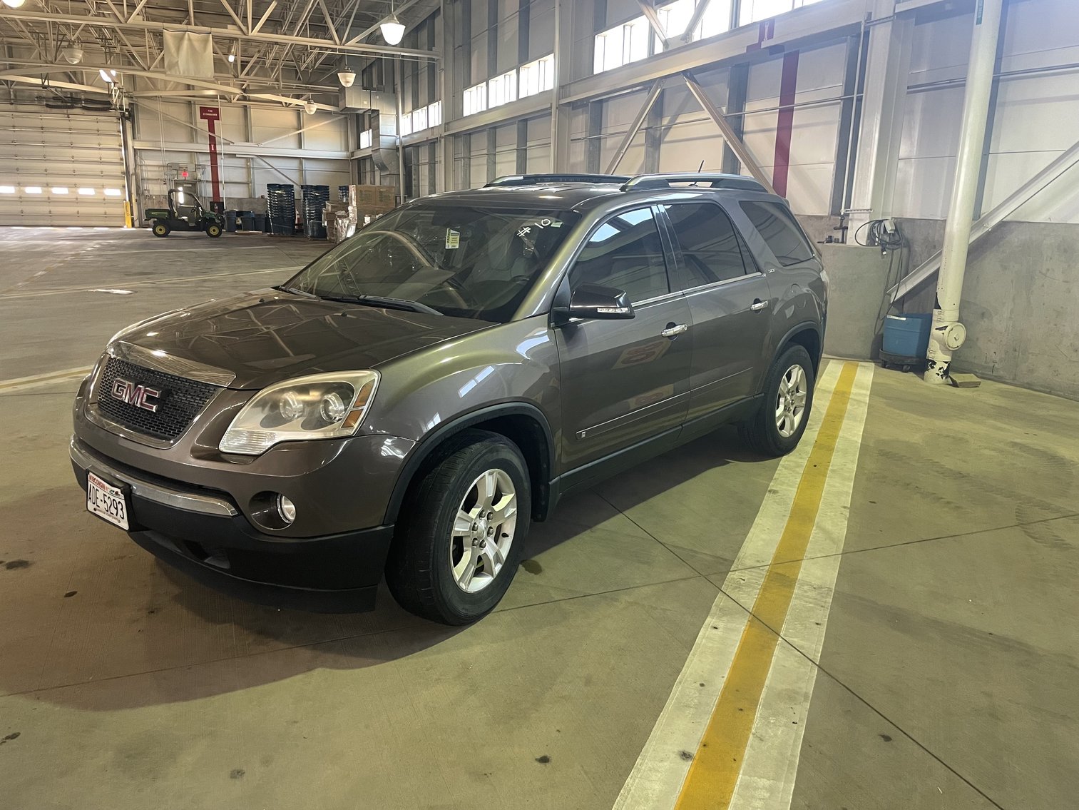 Image for Pittsburgh, PA – Pittsburgh Airport Auction: Vehicles, Rolling Stock, and Equipment