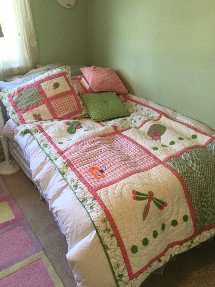 Image for Furniture, collectibles, household-Kaylee circle