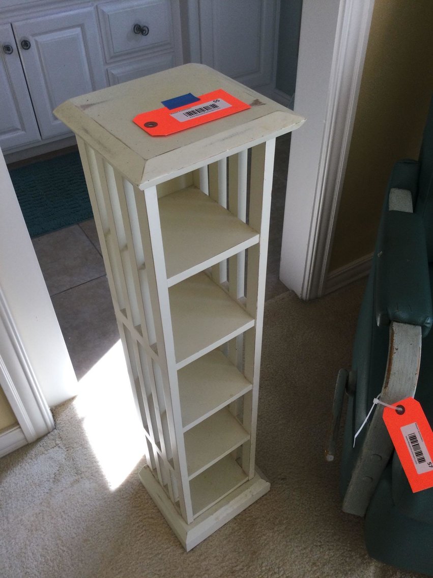 Image for Furniture, collectibles, household-Kaylee circle