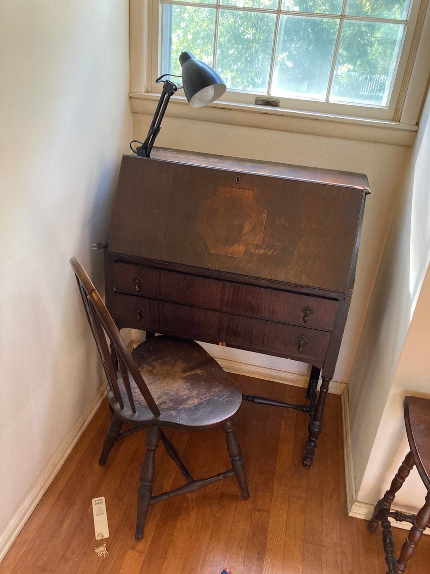 Image for Washington, PA – Connors Estate: Lionel Trains, WWII Memorabilia, Furniture, Stoneware, and more!