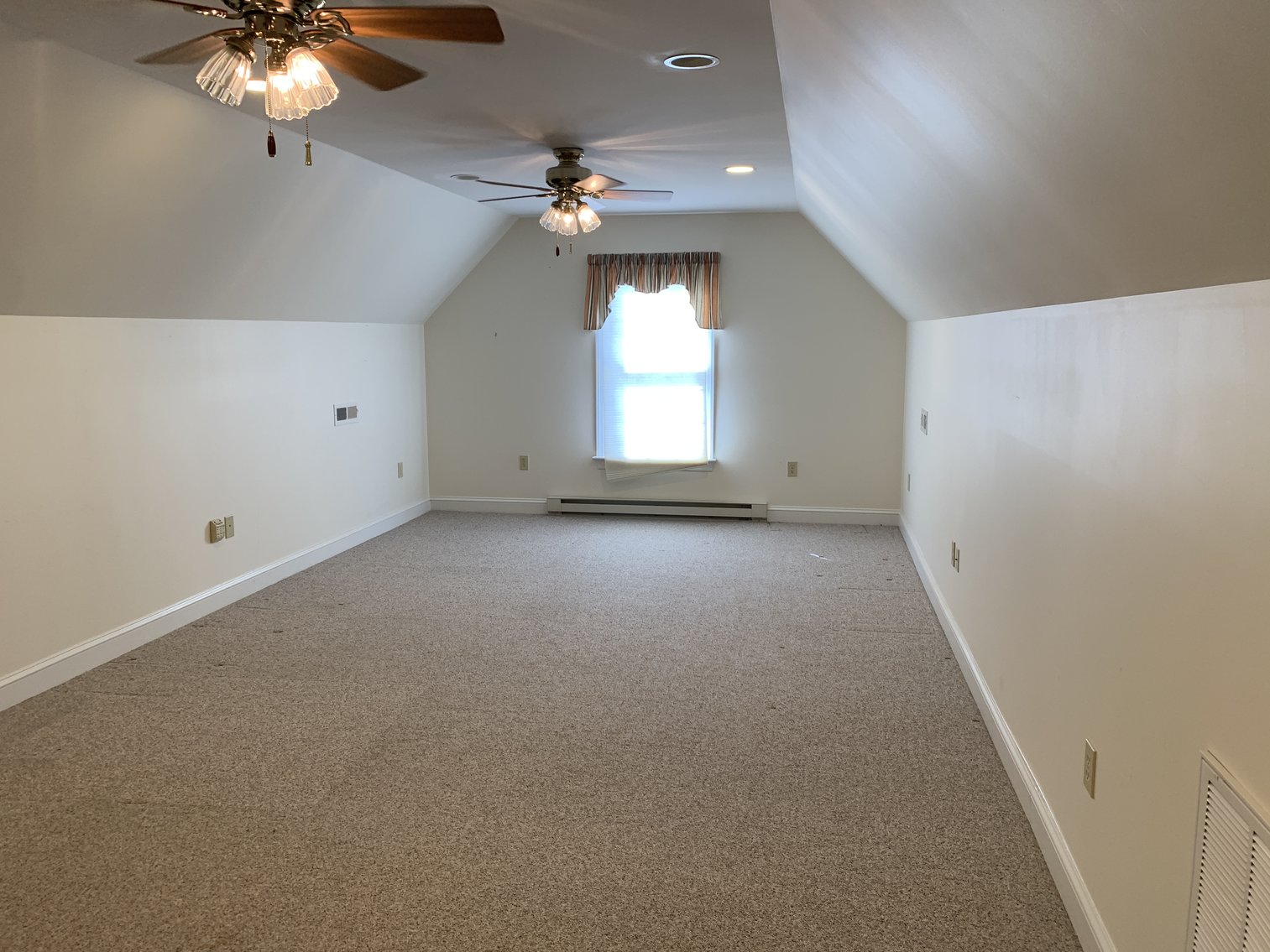 Image for 3 BR/2.5 BA Custom Built Home w/Detached Shop/Garage in King George, VA--SELLS to the HIGHEST BIDDER!!