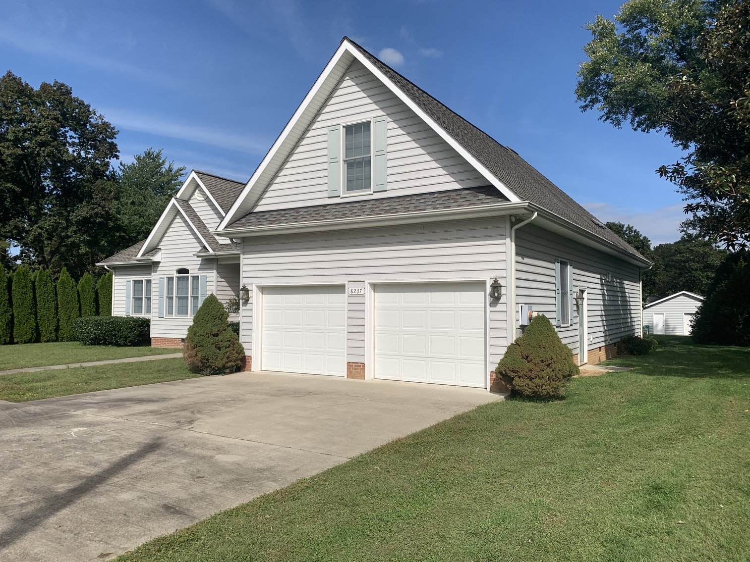 Image for 3 BR/2.5 BA Custom Built Home w/Detached Shop/Garage in King George, VA--SELLS to the HIGHEST BIDDER!!