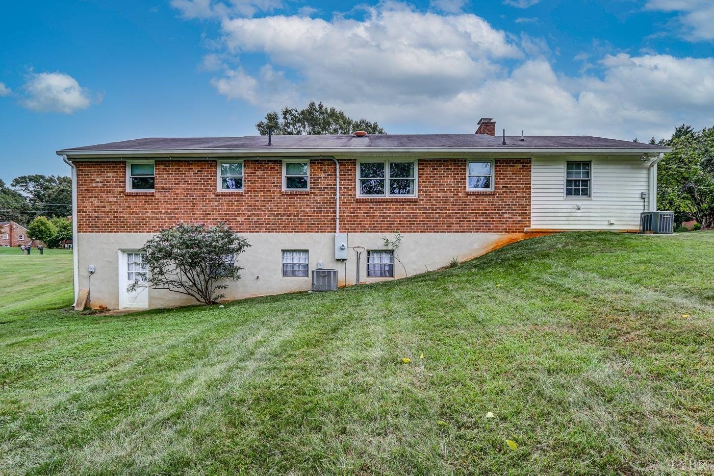 Image for 485 Westridge Cir, Lynchburg, VA 24502