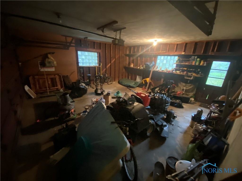 Image for MINIMUM BID AUCTION $99,000! 745 W Carisbrook Dr