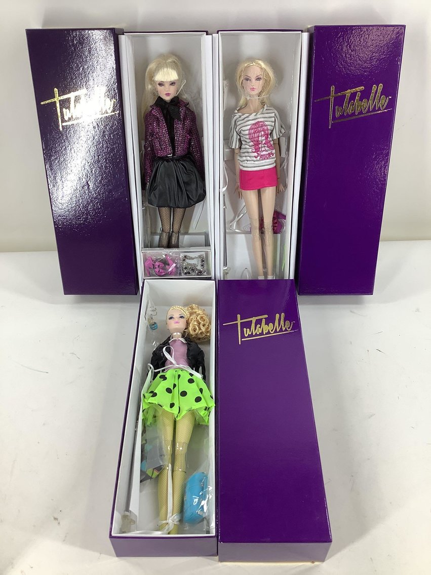 Image for Modern and Collectible Dolls | November 3, 2021 at 7:00 PM