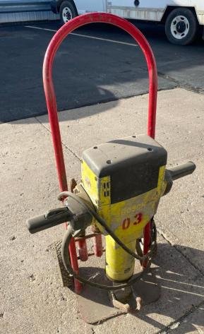 1993 Ford L800, Sewer Pipe Machine, Aluminum Break, Tools