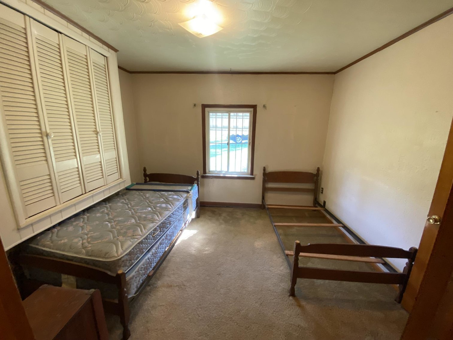 Image for SOLD $104,500 - 3 Bedroom Stone Ranch in Pleasant Valley