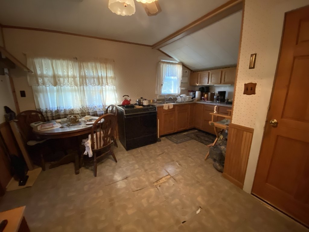 Image for Two Bedroom Home Two Car Garage on 3 Acres