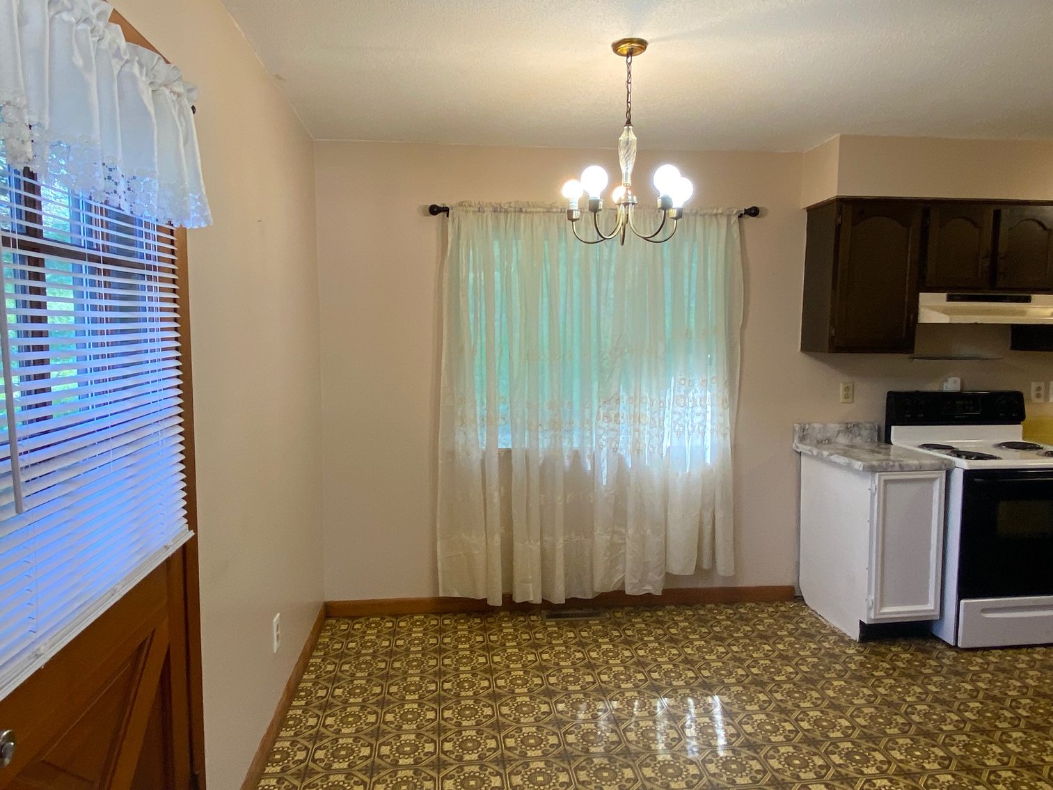 Image for SOLD $52,250 - Move-in Ready 3-Bedroom Tri-Level