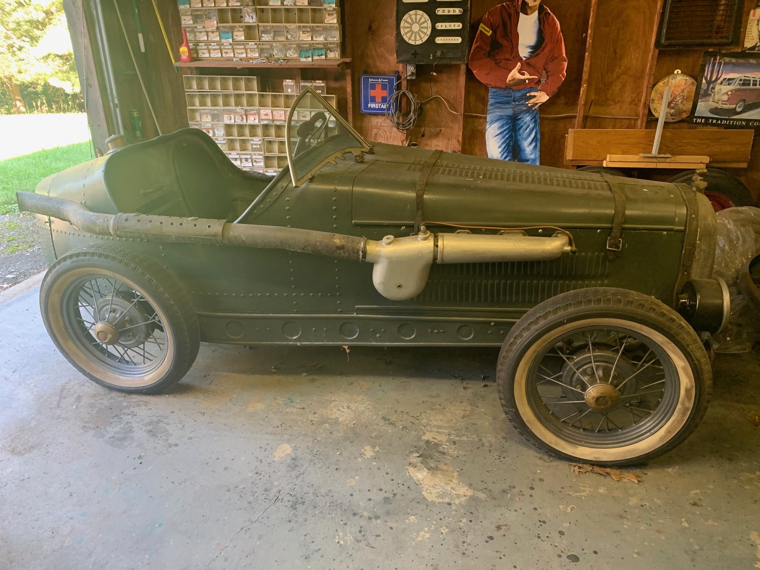 Shinnston, WV Online Antique Speedster Auction!