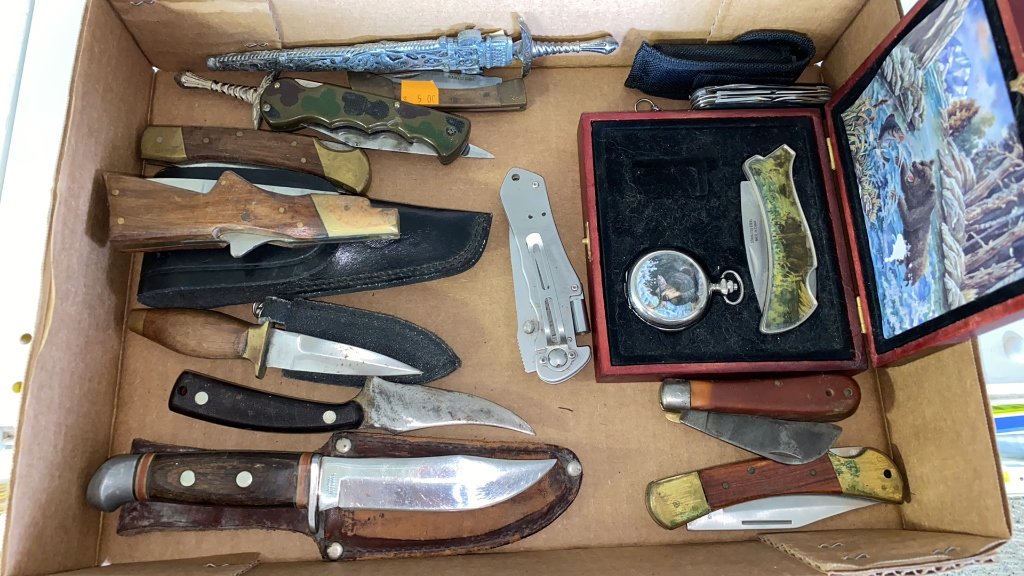 Image for 2016 King Ranch Ford Expedition, Household, Antiques, Collectibles & More Online Only Auction