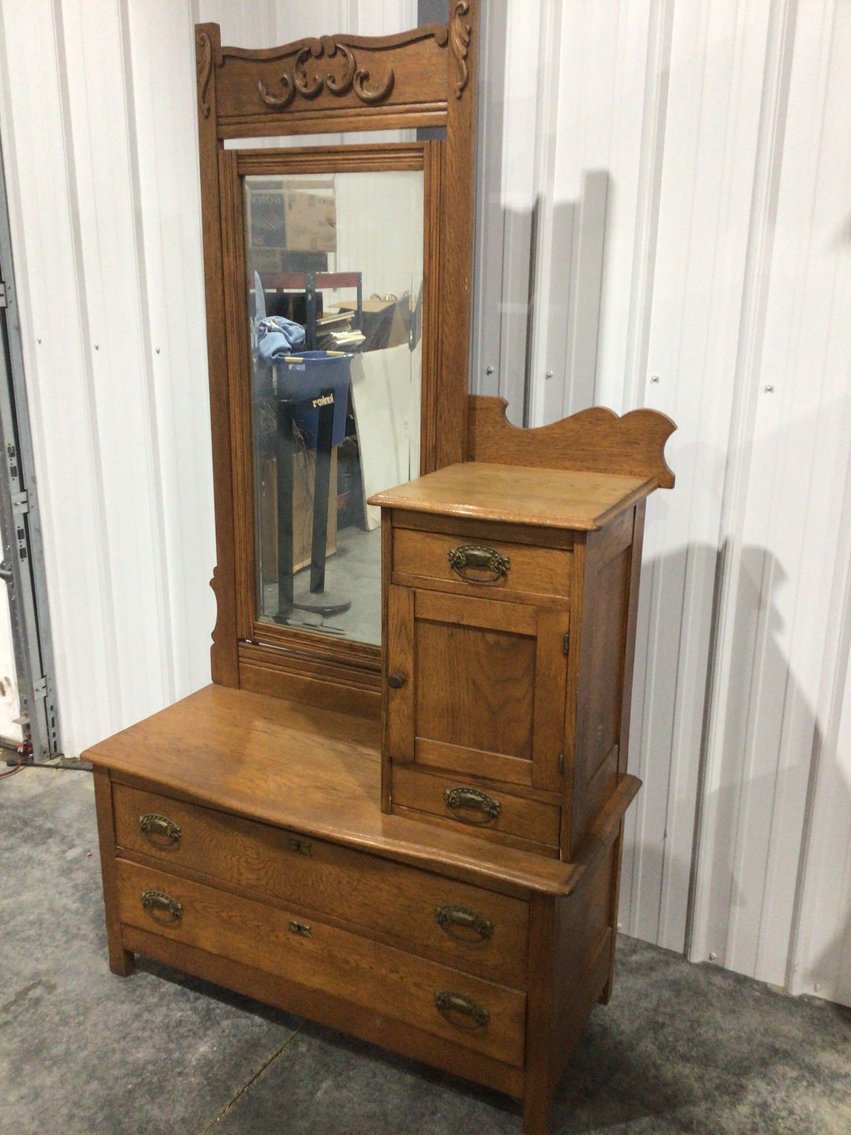 Image for Oldham Consignment Auction