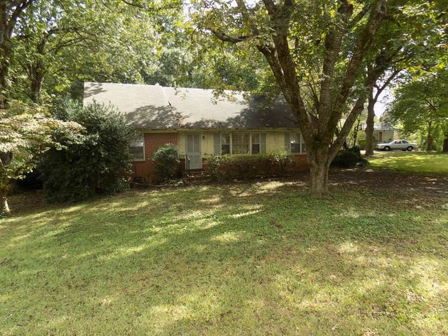 Image for House & Contents in Sewell Manor Neighborhood