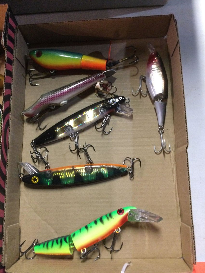 Image for Vehicles, Pontoon paddle boat, Muskie lures, Furniture, Collectibles, Sporting related