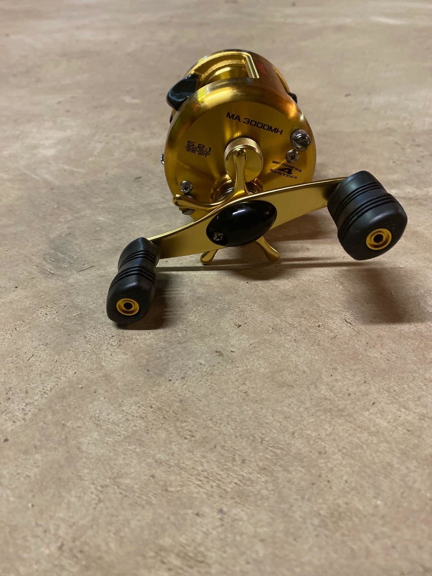 Image for Vehicles, Pontoon paddle boat, Muskie lures, Furniture, Collectibles, Sporting related