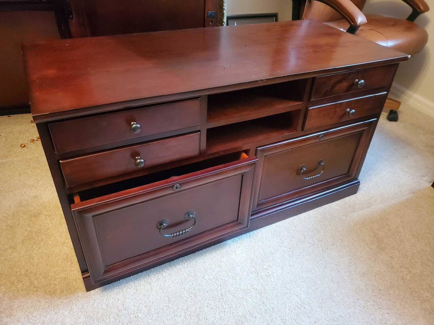 Image for Furniture, Collectibles, Household-Sturgeon Bay