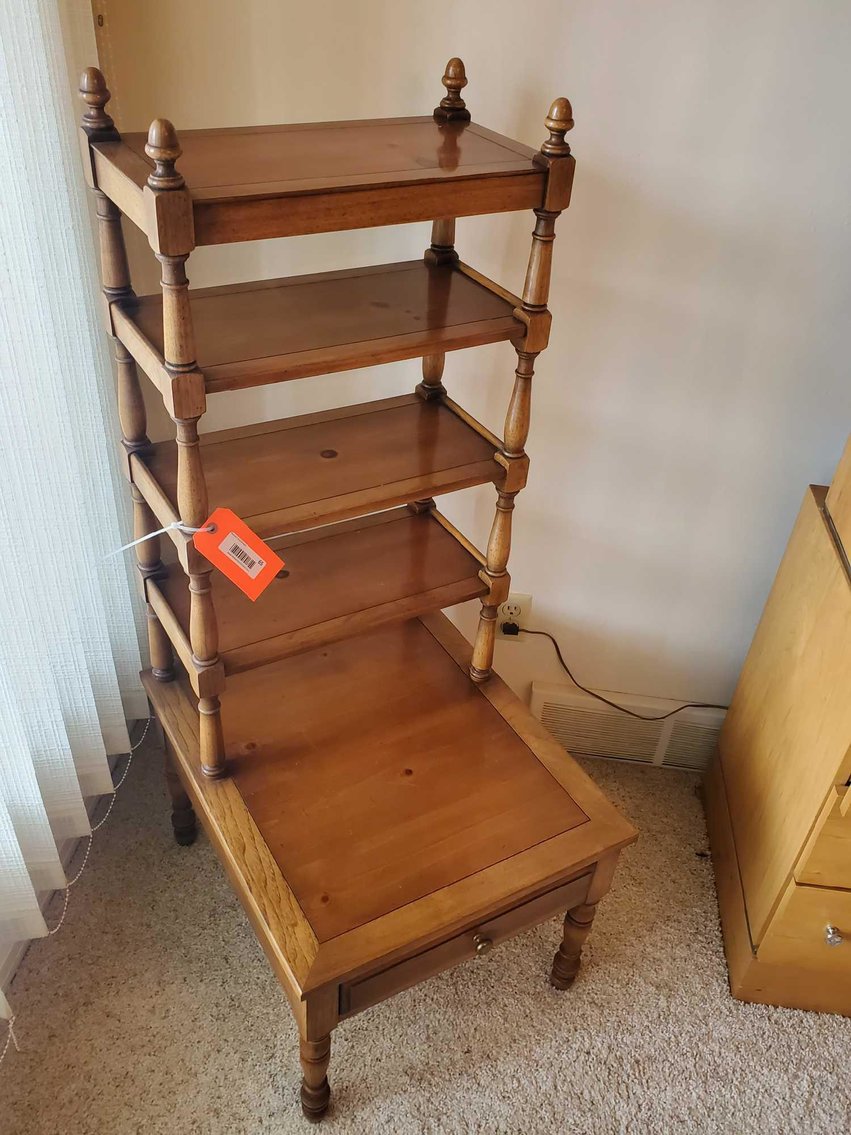 Image for Furniture, Collectibles, Household-Sturgeon Bay