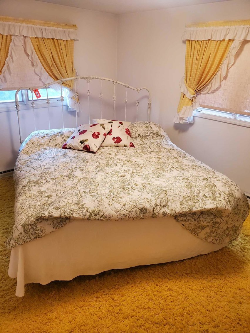 Image for Furniture, Collectibles, Household-Sturgeon Bay