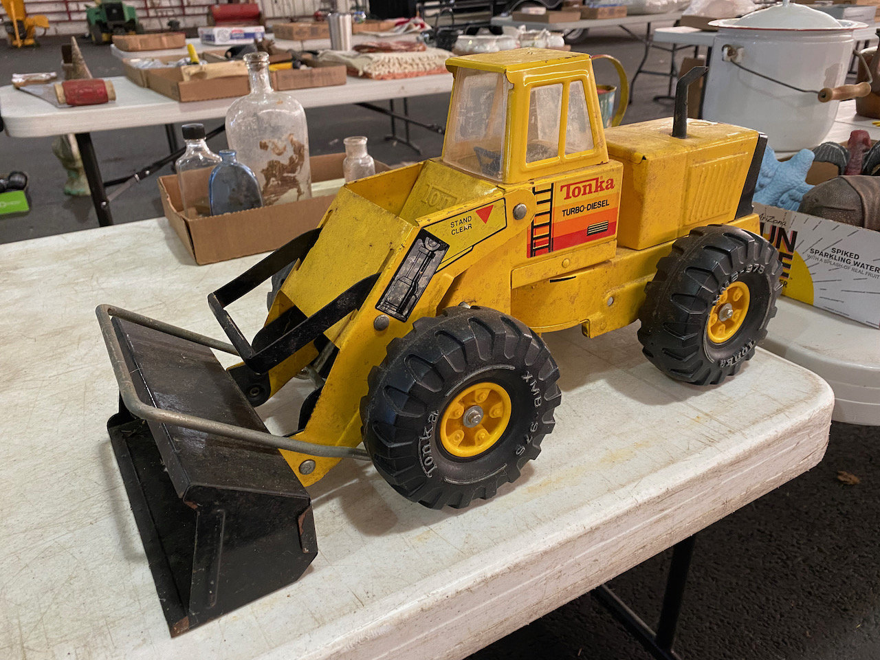 Image for Stoneware, Antiques, Collectibles, Rugs and Carpets