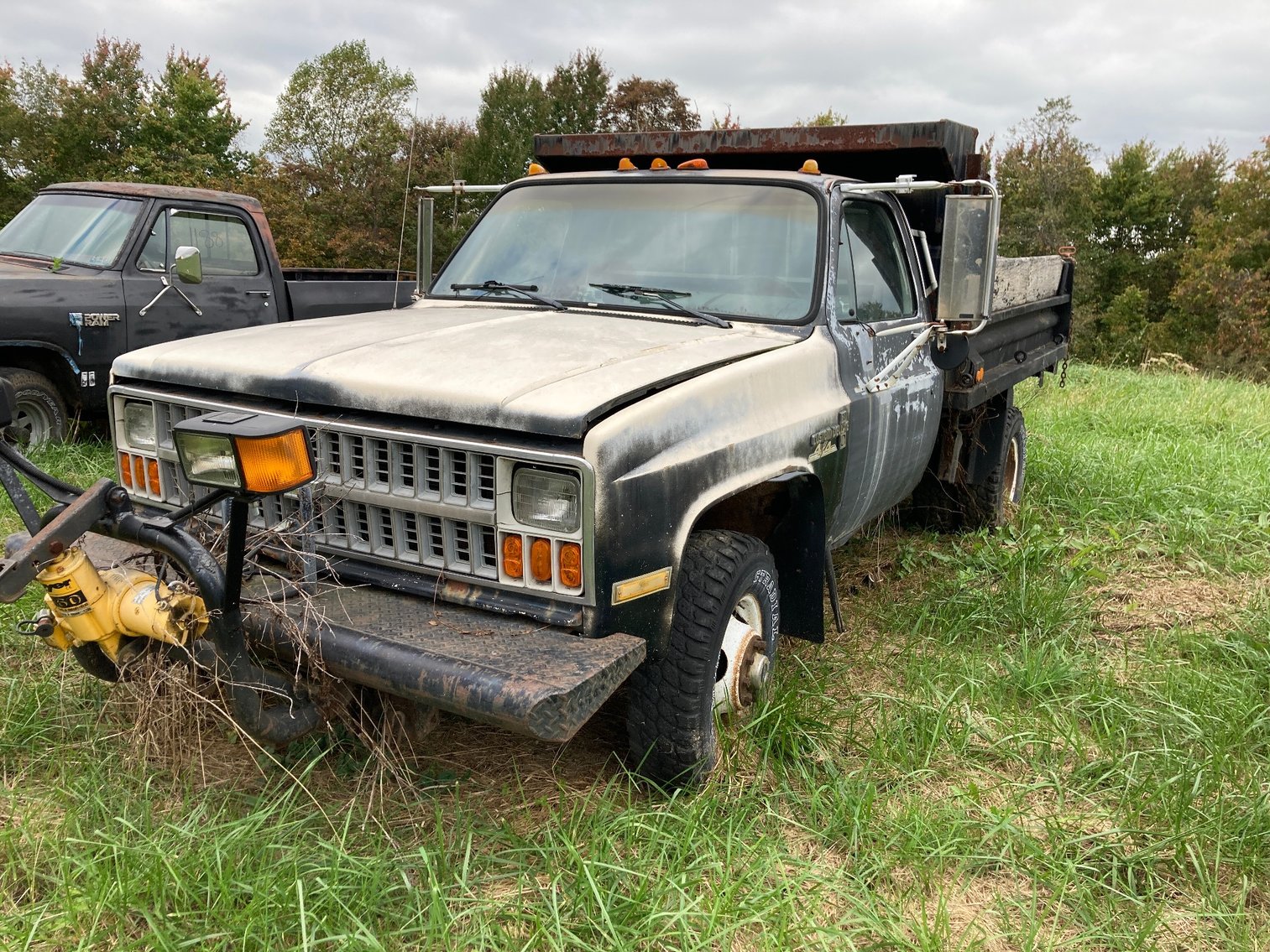 Image for St. Marys, WV – Estate of Mike Carpenter:  ’04 Dodge Caravan, ’92 Chevy Pickup, ’72 Dodge Charger, and more!