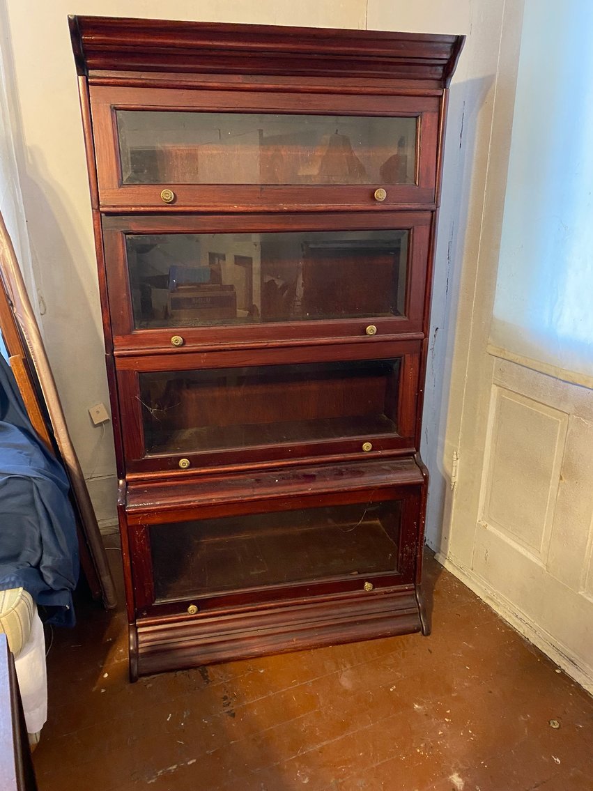 Image for Kingwood, WV – Moving Auction! Antiques, Furniture, Vintage Items, and More!