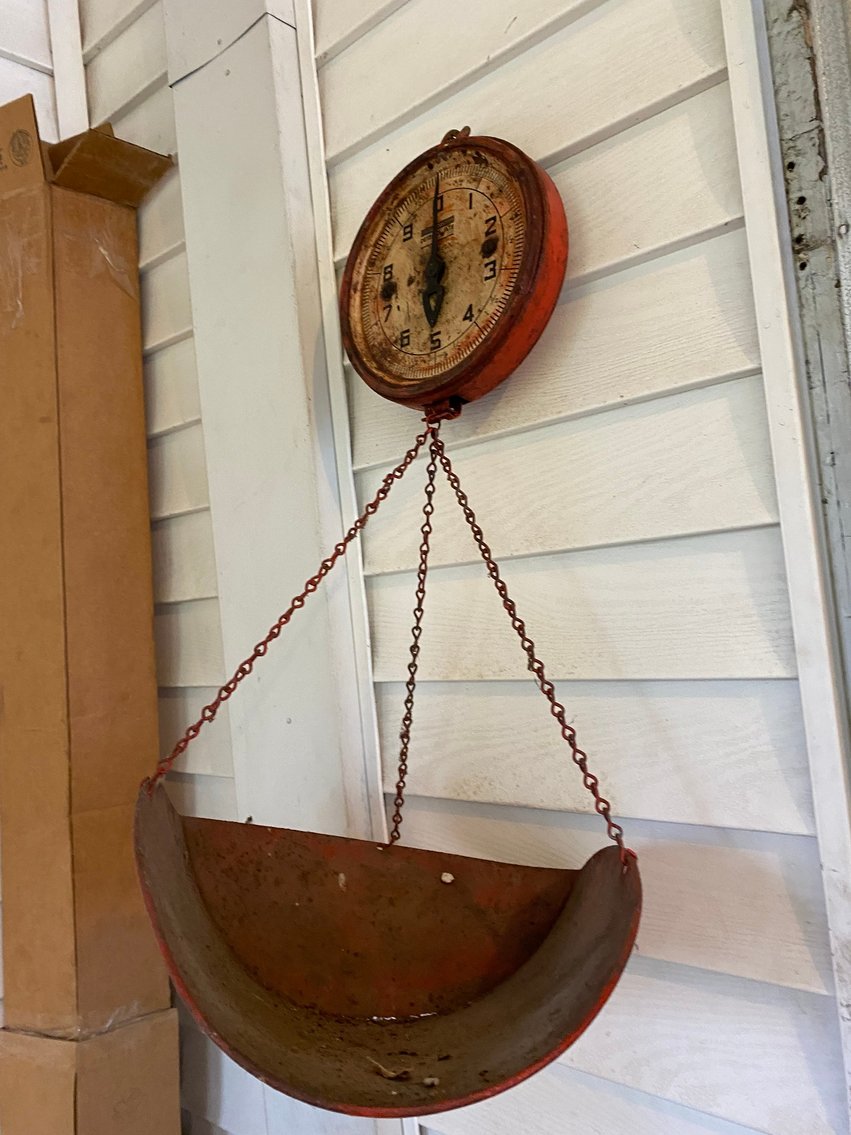 Image for Kingwood, WV – Moving Auction! Antiques, Furniture, Vintage Items, and More!