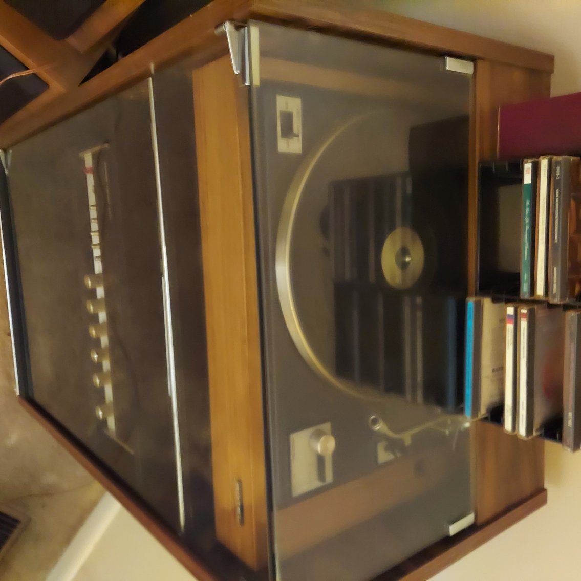 Image for Dunbar, WV – ’14 Honda CRV, TV’s, Bedroom Furniture, Decor, and More!