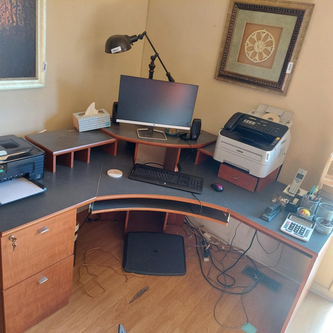 Image for Dunbar, WV – ’14 Honda CRV, TV’s, Bedroom Furniture, Decor, and More!