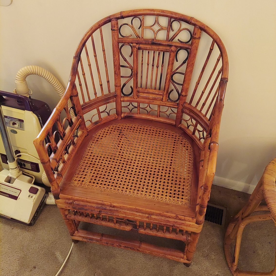 Image for Dunbar, WV – ’14 Honda CRV, TV’s, Bedroom Furniture, Decor, and More!