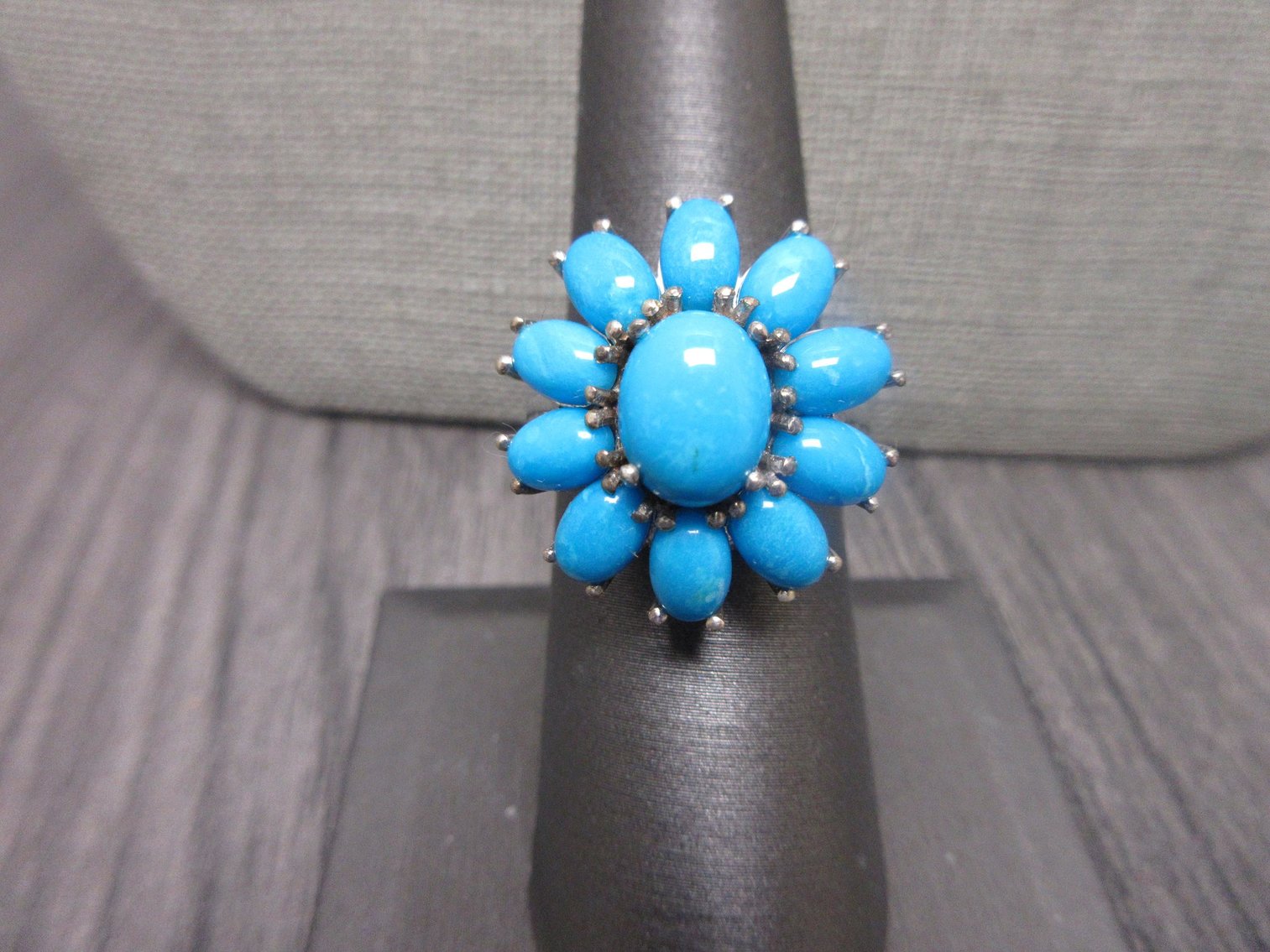 Image for Saint Albans, WV -  Luxurious Selection of Jewelry