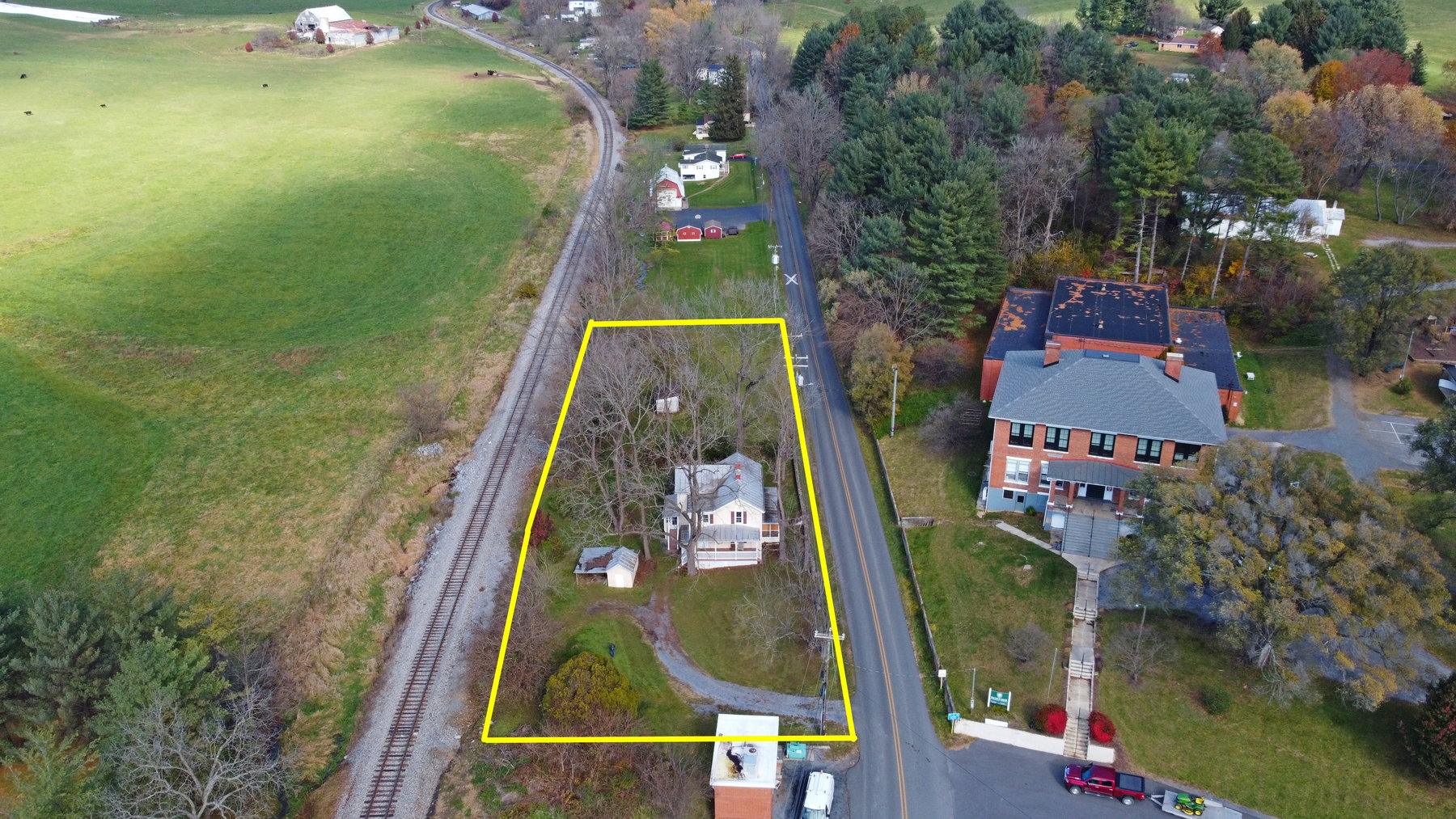 Four Bedroom Home On 0.80 +/ Acres In Keezletown VA