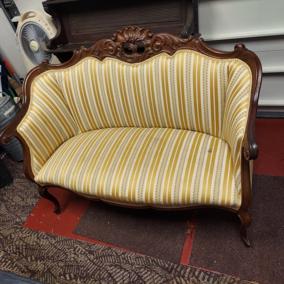 Image for Saint Albans, WV - Tools, Furniture, Decor, and More!