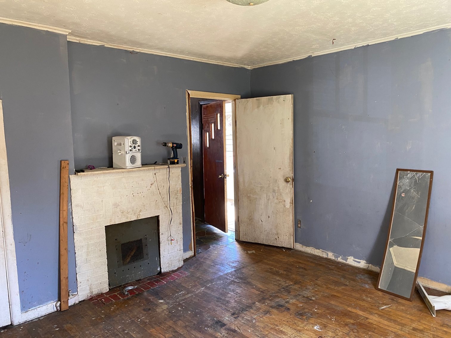 Image for SOLD $17,050 - 2 Bedroom on a Large Lot Selling to the Highest Bidder