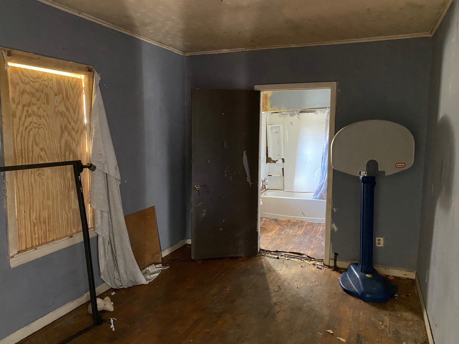 Image for SOLD $17,050 - 2 Bedroom on a Large Lot Selling to the Highest Bidder