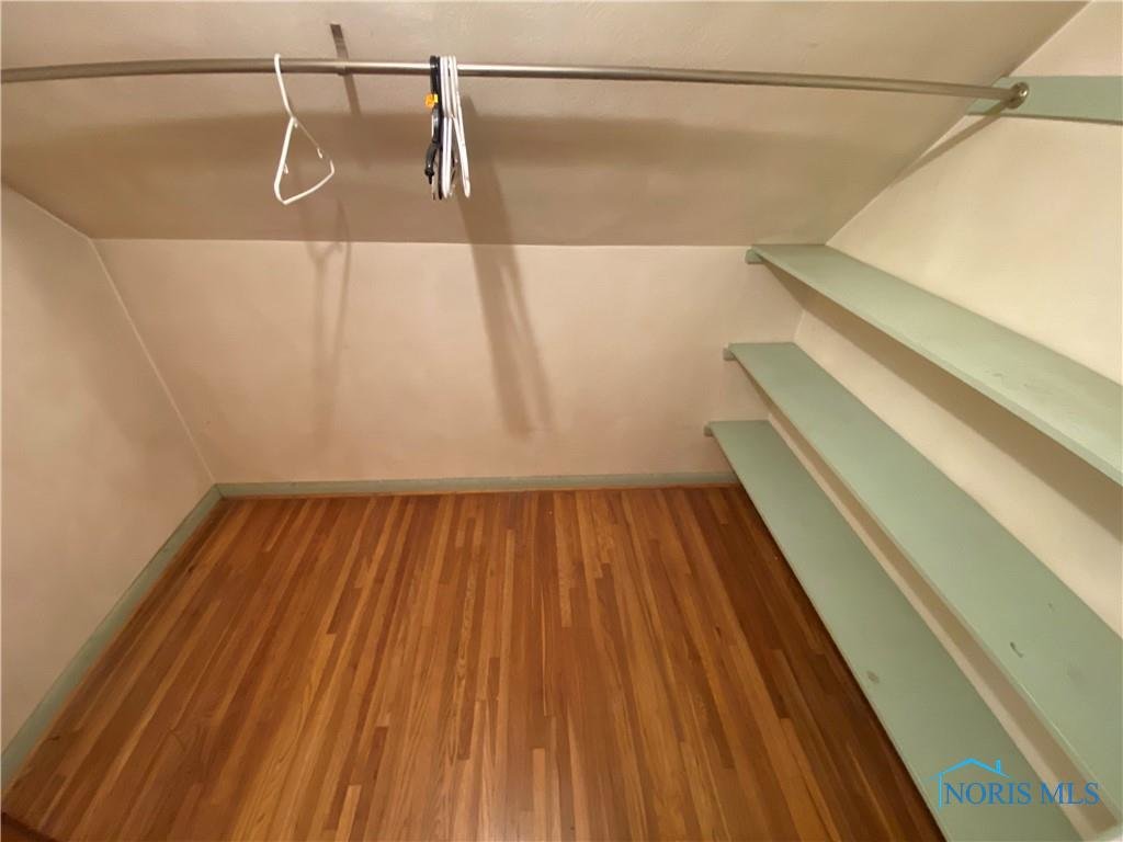 Image for MINIMUM BID AUCTION $75,000! 2715 Densmore Dr