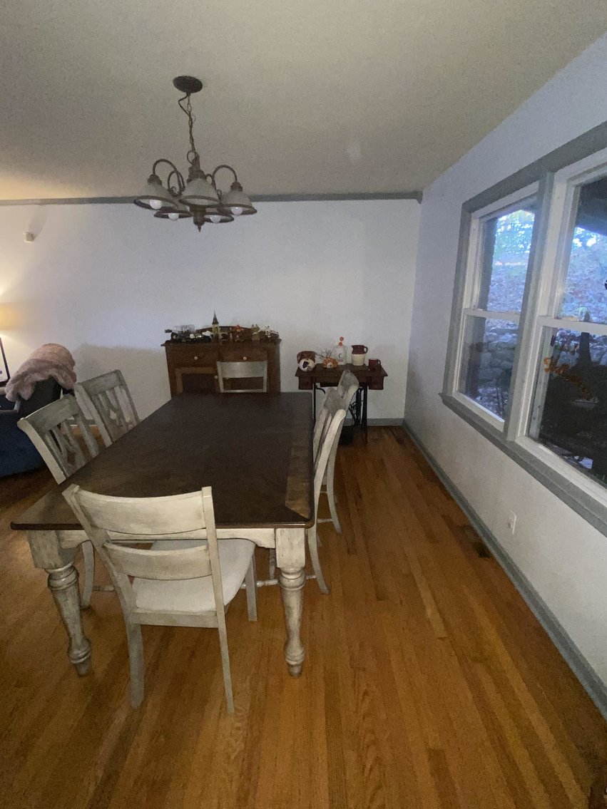 Image for SOLD $155,100 - 5 Bedroom Tri-Level in South Hills