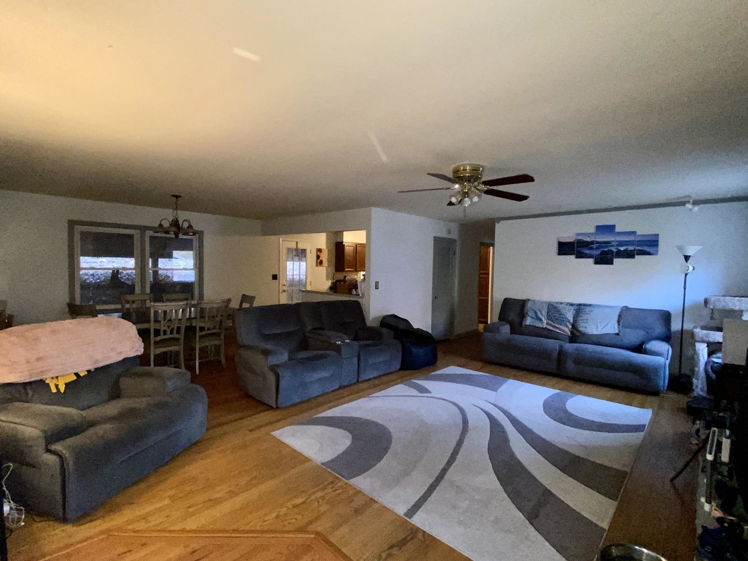 Image for SOLD $155,100 - 5 Bedroom Tri-Level in South Hills