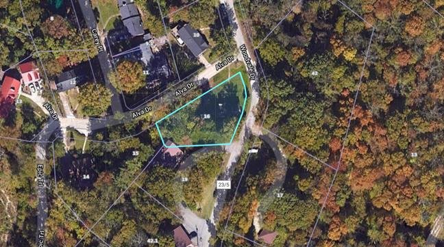 Image for SOLD $155,100 - 5 Bedroom Tri-Level in South Hills