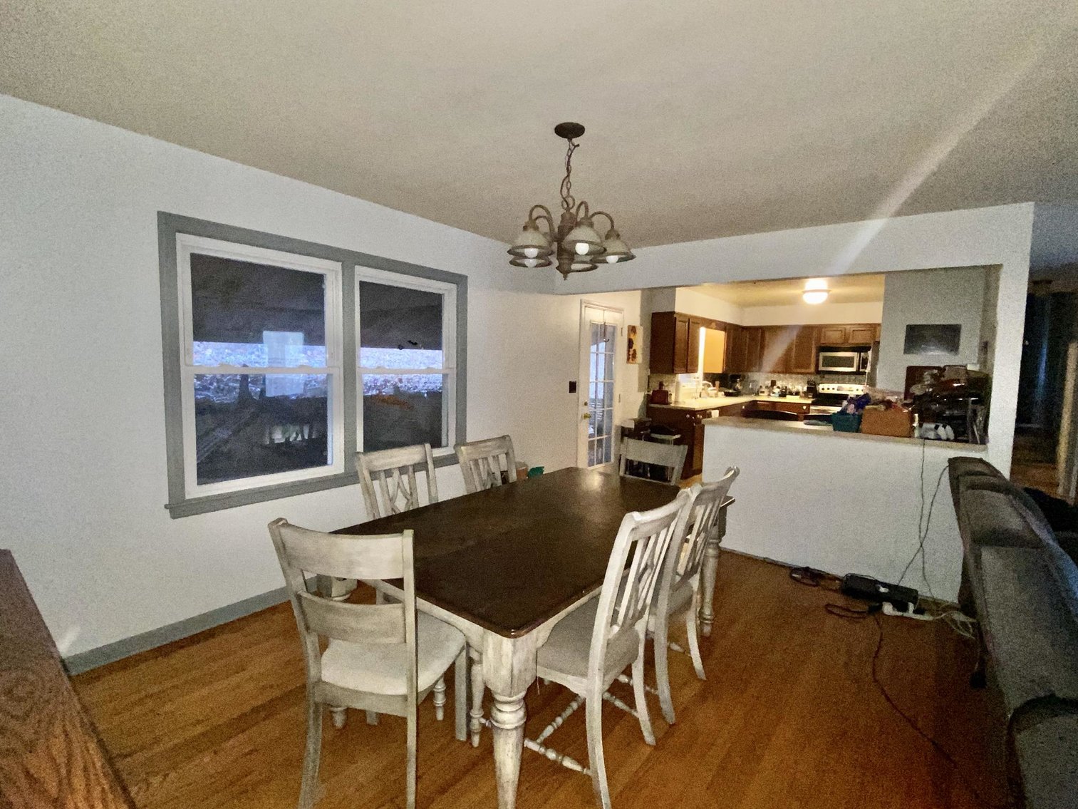 Image for SOLD $155,100 - 5 Bedroom Tri-Level in South Hills