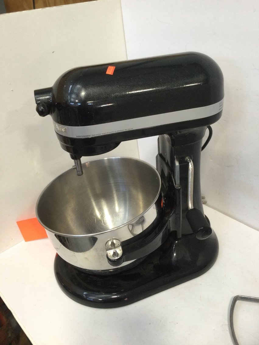 Image for Furniture, collectibles, household-New building south