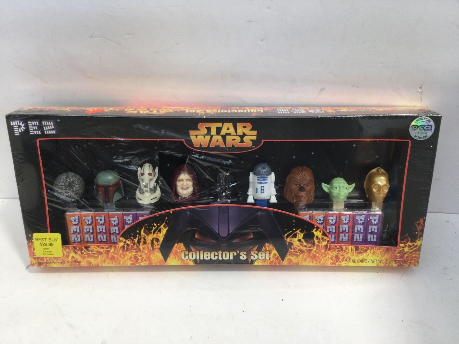 Image for Furniture, collectibles, household-New building south