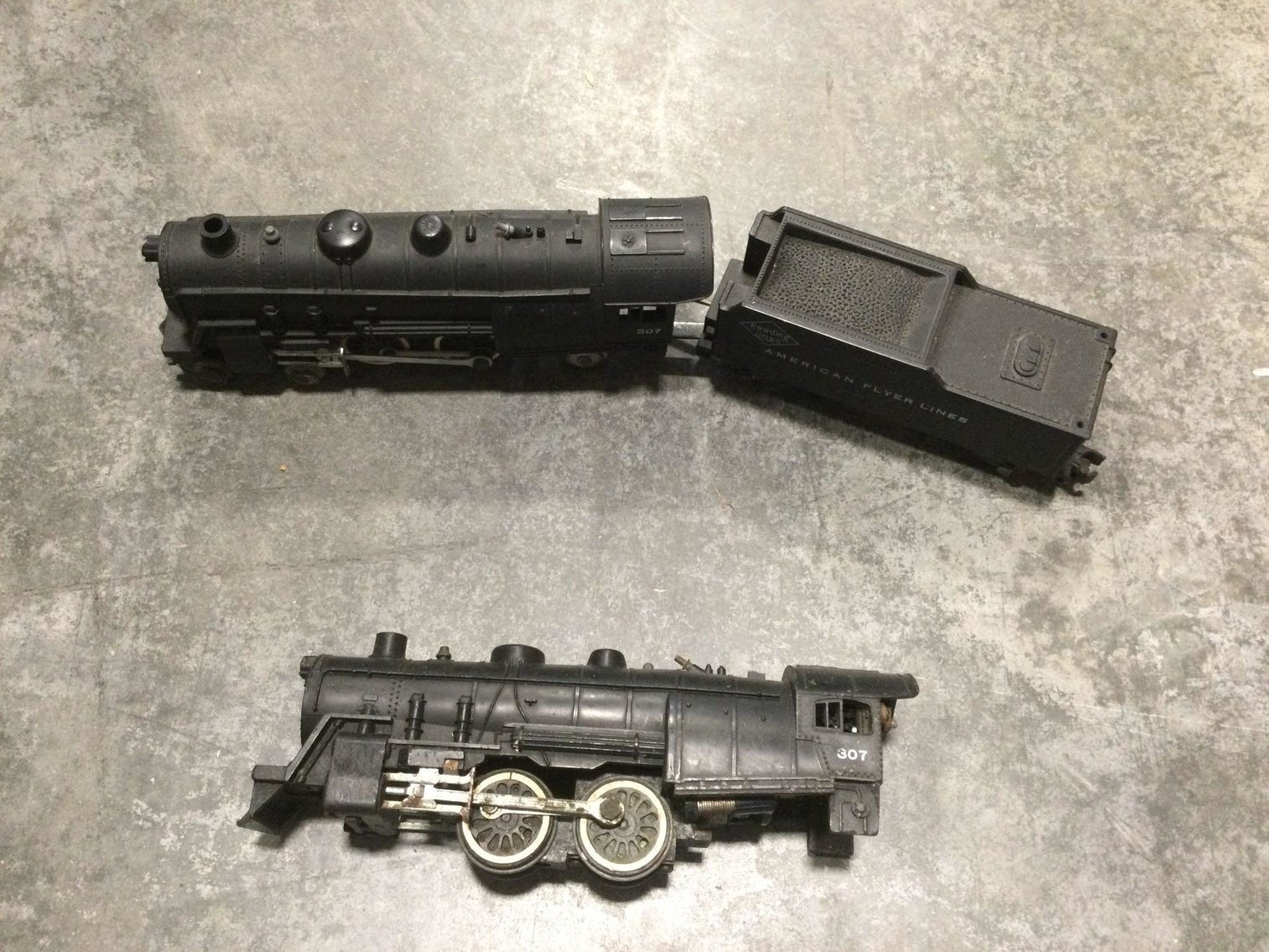 Image for Furniture, collectibles, household-New building south