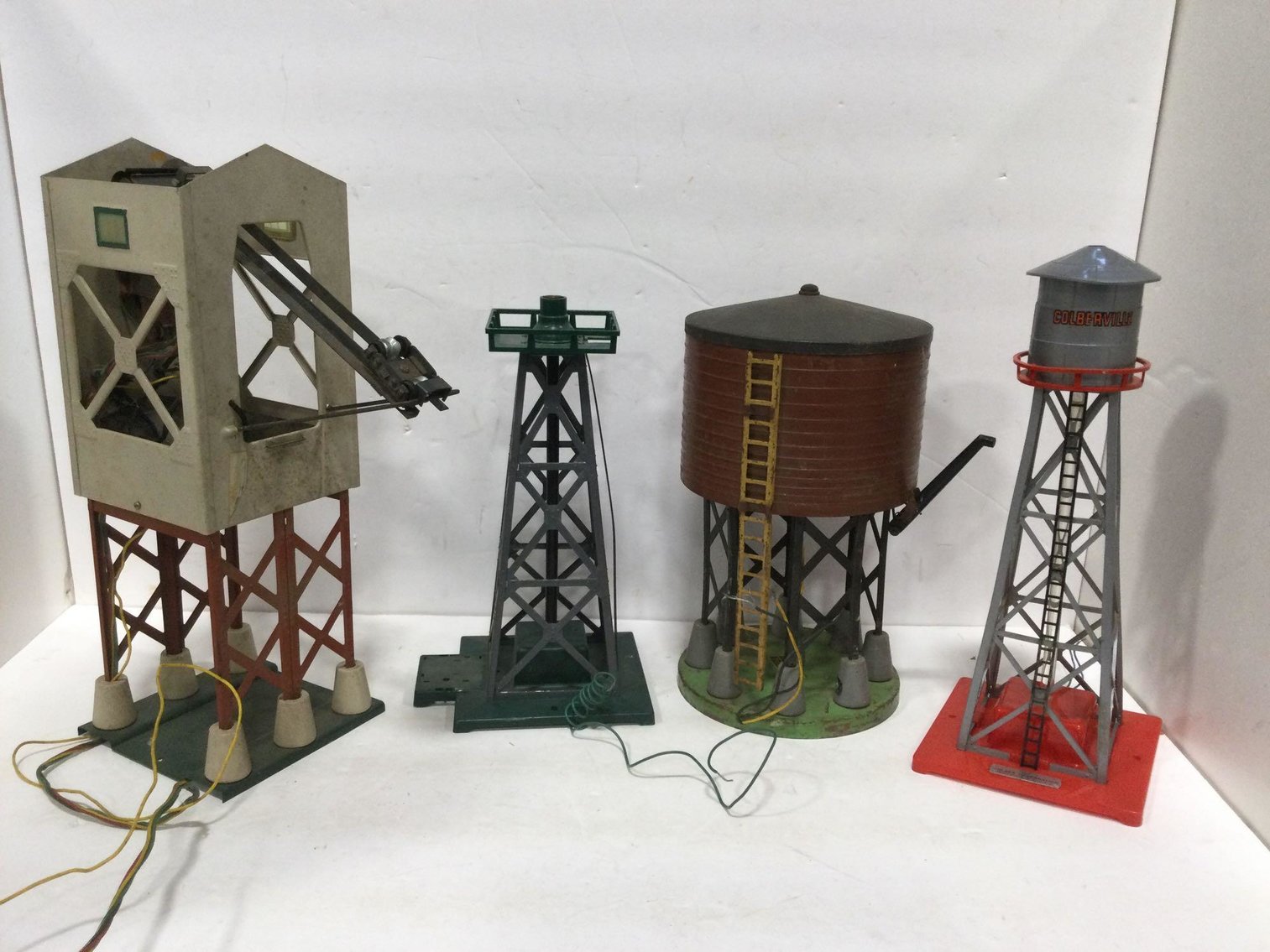 Image for Furniture, collectibles, household-New building south