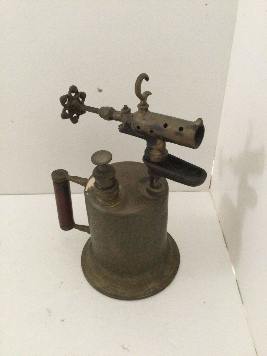 Image for Furniture, collectibles, household-Pine Tree Rd