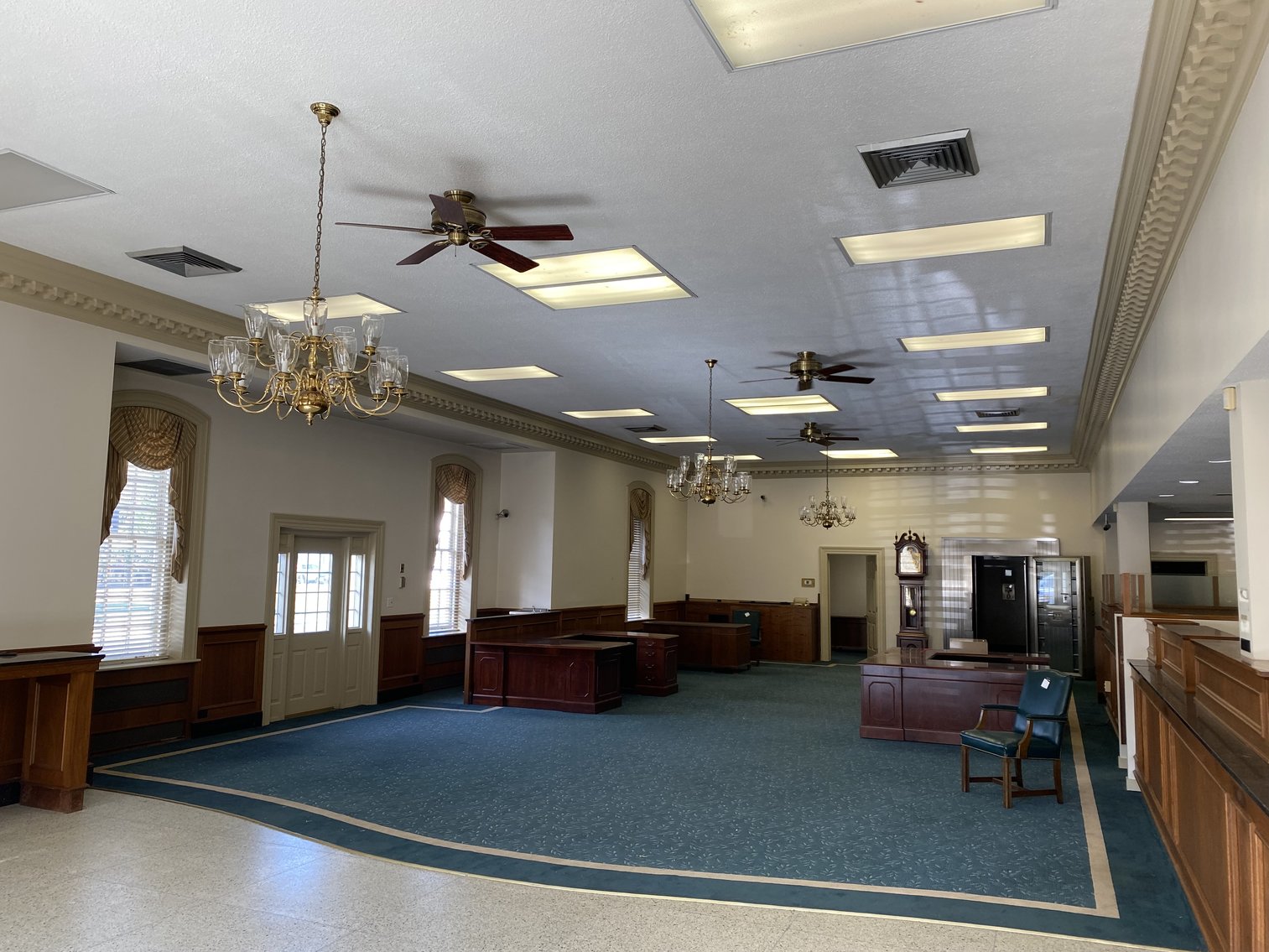 Image for Bank Ordered Sale - 9,415 SF Former Bank Branch Office - 323 Prince St. Tappahannock, VA 22560