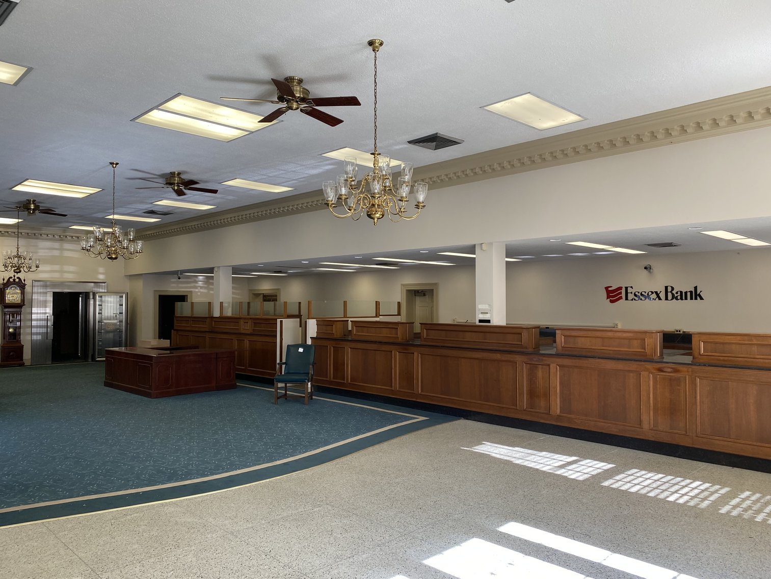 Image for Bank Ordered Sale - 9,415 SF Former Bank Branch Office - 323 Prince St. Tappahannock, VA 22560