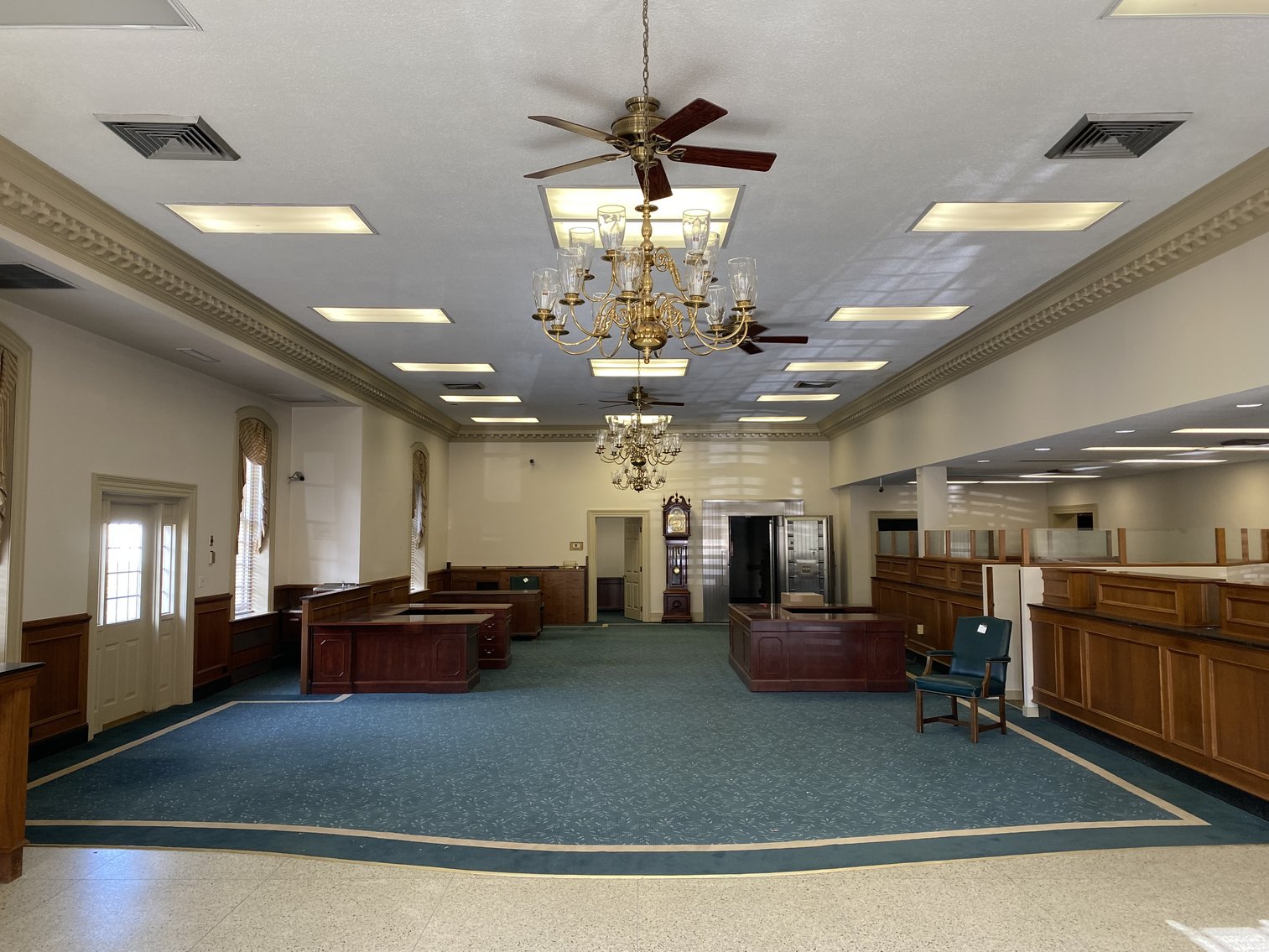 Image for Bank Ordered Sale - 9,415 SF Former Bank Branch Office - 323 Prince St. Tappahannock, VA 22560