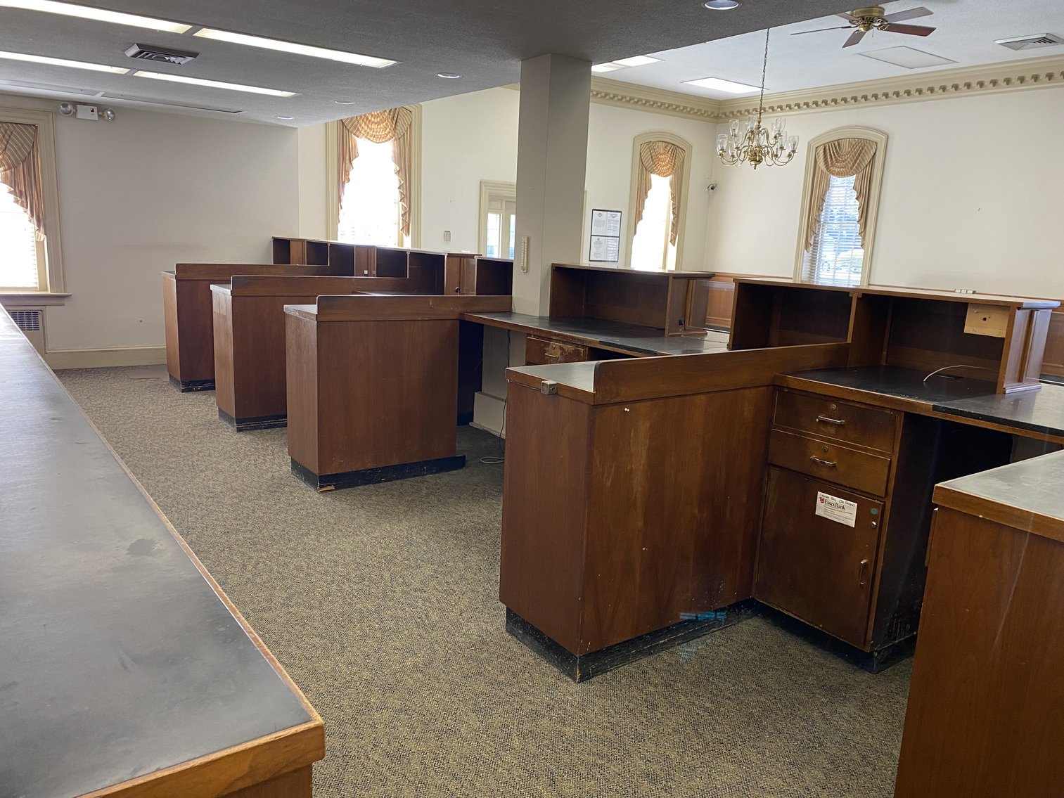 Image for Bank Ordered Sale - 9,415 SF Former Bank Branch Office - 323 Prince St. Tappahannock, VA 22560
