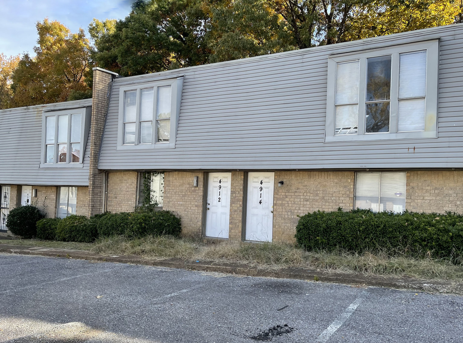 Image for Apartment Foreclosures Absolute Auction Memphis, TN